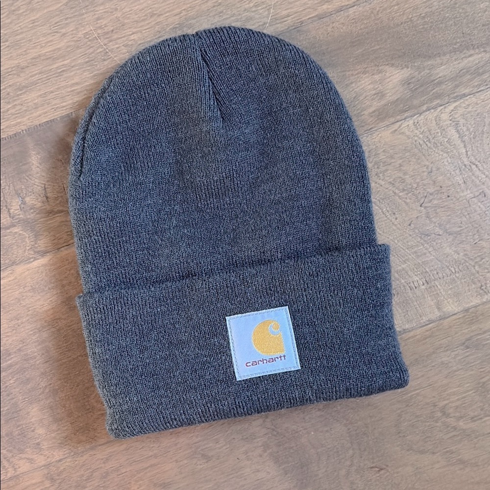 EUC Carhartt Beanie Gray Knit